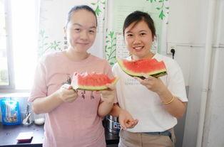 幸福的吃瓜少年,吃瓜少年幸福生活记